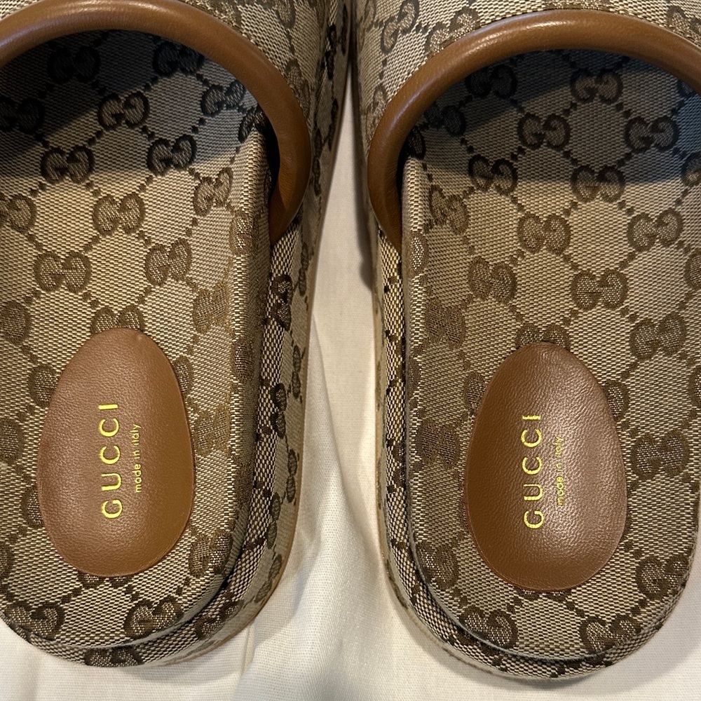 Gucci Tan and Brown Logo Slide Sandals - Picture 7 of 10